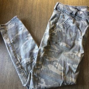 Camo jeggings